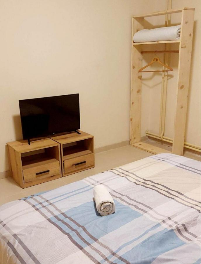 City Hostel Скопье Экстерьер фото